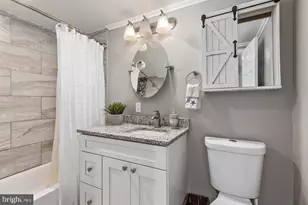 12650 Dara Dr, Woodbridge, VA 22192 - Photo 7