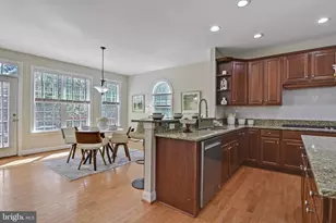 15333 Wits End Dr, Woodbridge, VA 22193 - Photo 17