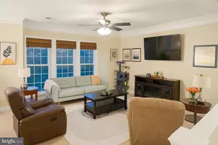 14782 Potomac Branch Dr, Woodbridge, VA 22191 - Photo 11