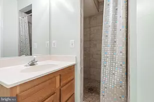 5710 Rhode Island Dr, Woodbridge, VA 22193 - Photo 25