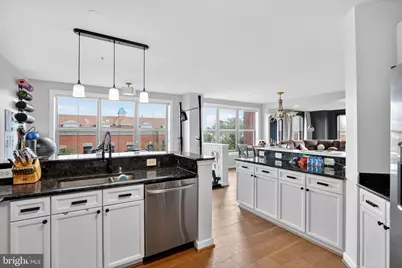 485 Harbor Side Street #407, Woodbridge, VA 22191 - Photo 9