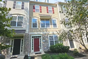 725 Chevington Ct, Woodbridge, VA 22191 - Photo 1