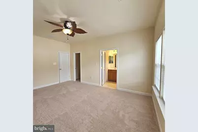 725 Chevington Court, Woodbridge, VA 22191 - Photo 25
