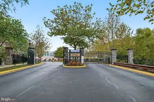 2689 Sheffield Hill Way, Woodbridge, VA 22191 - Photo 5