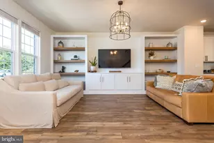 6113 Camerons Ferry Dr, Haymarket, VA 20169 - Photo 9