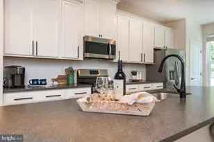 6113 Camerons Ferry Dr, Haymarket, VA 20169 - Photo 17