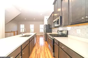 1786 Cherry Birch St, Dumfries, VA 22026 - Photo 5