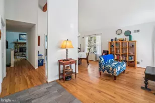 5850 Anthony Dr, Woodbridge, VA 22193 - Photo 9