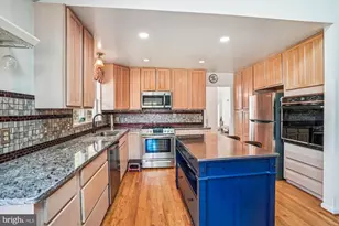 5850 Anthony Dr, Woodbridge, VA 22193 - Photo 19