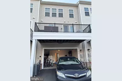 6713 Karter Robinson Drive, Haymarket, VA 20169 - Photo 5