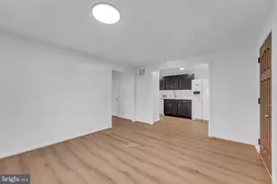 13115 Vineyard Way, Woodbridge, VA 22191 - Photo 5