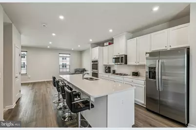 4527 Dale Creek Way, Woodbridge, VA 22193 - Photo 7