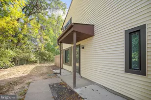 2549 Fox Ridge Ct, Woodbridge, VA 22192 - Photo 27