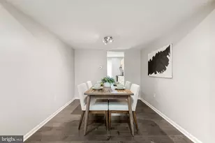 2549 Fox Ridge Ct, Woodbridge, VA 22192 - Photo 7