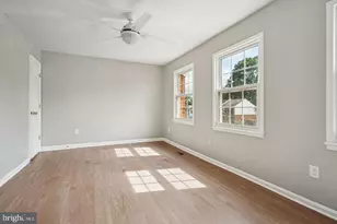 2094 Pilgrim Dr, Woodbridge, VA 22192 - Photo 13