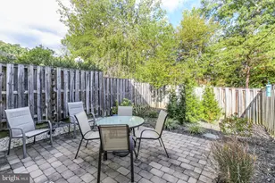 2094 Pilgrim Dr, Woodbridge, VA 22192 - Photo 9