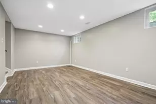 2094 Pilgrim Dr, Woodbridge, VA 22192 - Photo 25