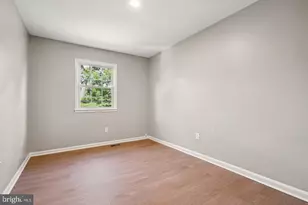 2094 Pilgrim Dr, Woodbridge, VA 22192 - Photo 15