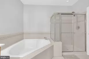 2595 Eastbourne Dr, Woodbridge, VA 22191 - Photo 27