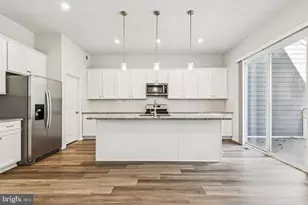 17815 Woods Overlook Dr, Dumfries, VA 22026 - Photo 13