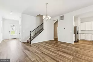 17815 Woods Overlook Dr, Dumfries, VA 22026 - Photo 19