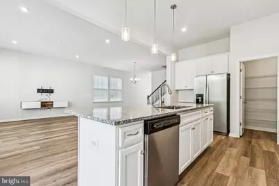 17815 Woods Overlook Drive, Dumfries, VA 22026 - Photo 15