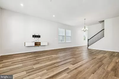 17815 Woods Overlook Drive, Dumfries, VA 22026 - Photo 9