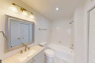 12199 Chaucer Ln, Woodbridge, VA 22192 - Photo 9