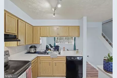 1654 Devil Lane, Woodbridge, VA 22192 - Photo 5