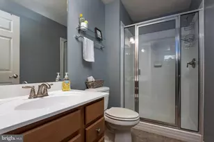 13724 Hastenbeck Dr, Gainesville, VA 20155 - Photo 33