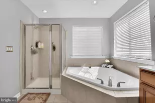 5554 Barnes Ln, Woodbridge, VA 22193 - Photo 25