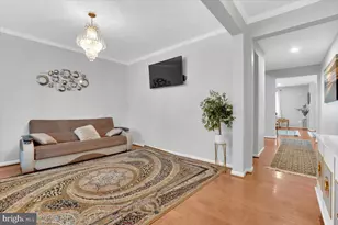 5554 Barnes Ln, Woodbridge, VA 22193 - Photo 9