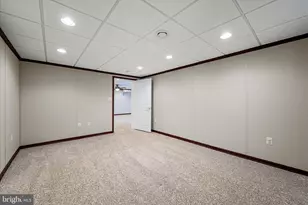 15428 Championship Dr, Haymarket, VA 20169 - Photo 35