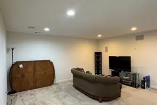 3238 Fledgling Cir, Woodbridge, VA 22193 - Photo 11