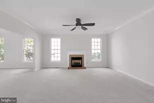 8566 Brickshire Ln, Manassas, VA 20112 - Photo 9