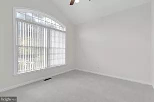 8566 Brickshire Ln, Manassas, VA 20112 - Photo 19