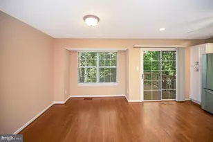 2728 Brier Pond Cir, Woodbridge, VA 22191 - Photo 11