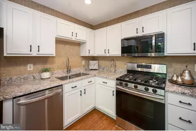 2728 Brier Pond Circle, Woodbridge, VA 22191 - Photo 17