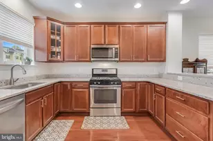 7362 Riding Meadow Way, Manassas, VA 20111 - Photo 3