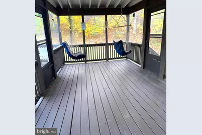 16068 Hayes Lane, Woodbridge, VA 22191 - Photo 9