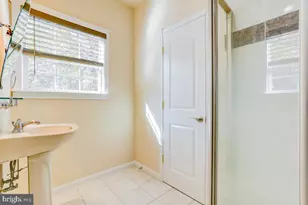 8513 Thomas Dr, Manassas, VA 20110 - Photo 35