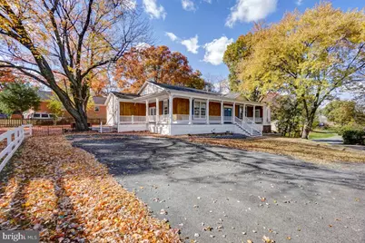 8513 Thomas Drive, Manassas, VA 20110 - Photo 1