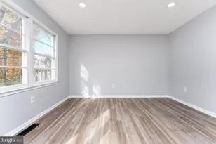 12346 Woodlawn Ct, Woodbridge, VA 22192 - Photo 7