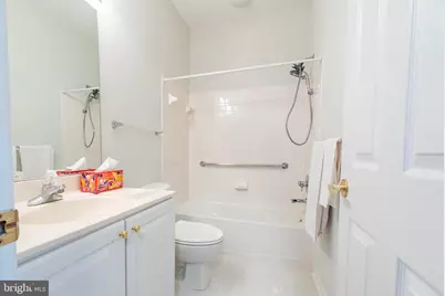 6880 Saddle Run Way, Gainesville, VA 20155 - Photo 23