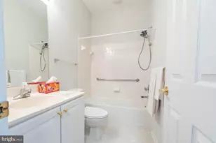 6880 Saddle Run Way, Gainesville, VA 20155 - Photo 23