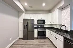 4110 Potomac Highlands Cir, Triangle, VA 22172 - Photo 5