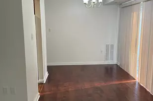 1604 Renate Dr, Woodbridge, VA 22192 - Photo 9