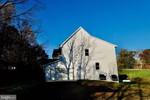 8028 Pinnacle Ridge Dr, Manassas, VA 20112 - Photo 7