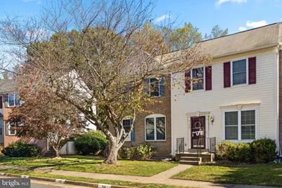 15719 Lansdale Place, Dumfries, VA 22025 - Photo 5