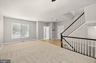 15719 Lansdale Pl, Dumfries, VA 22025 - Photo 13